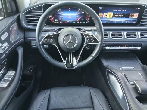 Used 2024 Mercedes-Benz GLE 350 4MATIC image 11