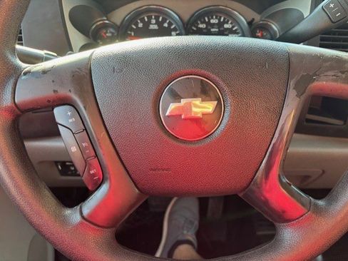 Used 2010 Chevrolet Silverado 2500 W/T image 8