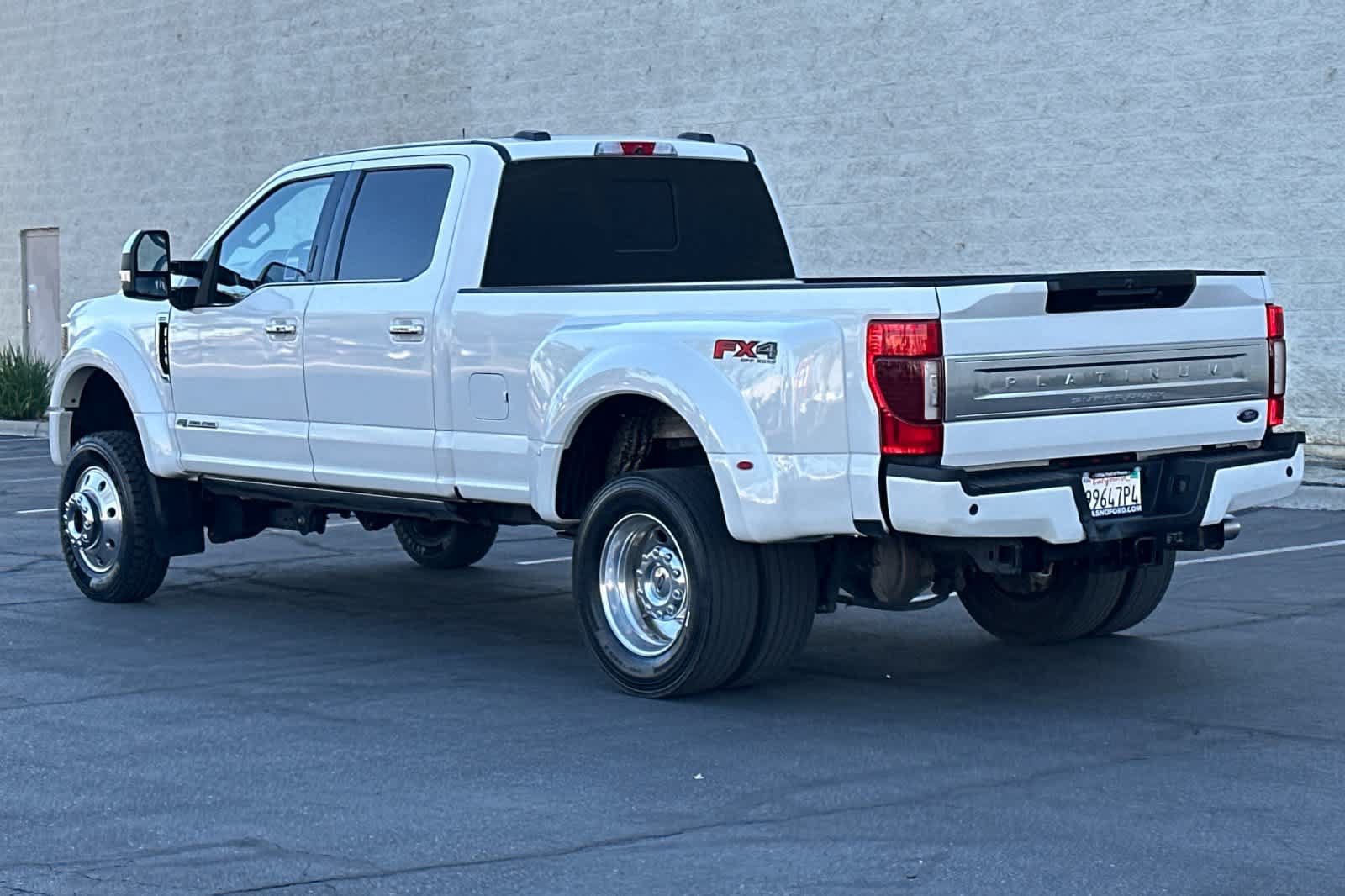 Used 2020 Ford F450 Platinum w/ FX4 Off-Road Package AWD/4WD image 7