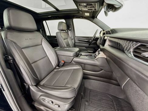 Used 2023 GMC Yukon XL Denali w/ LPO, Floor Liner Package AWD/4WD image 30