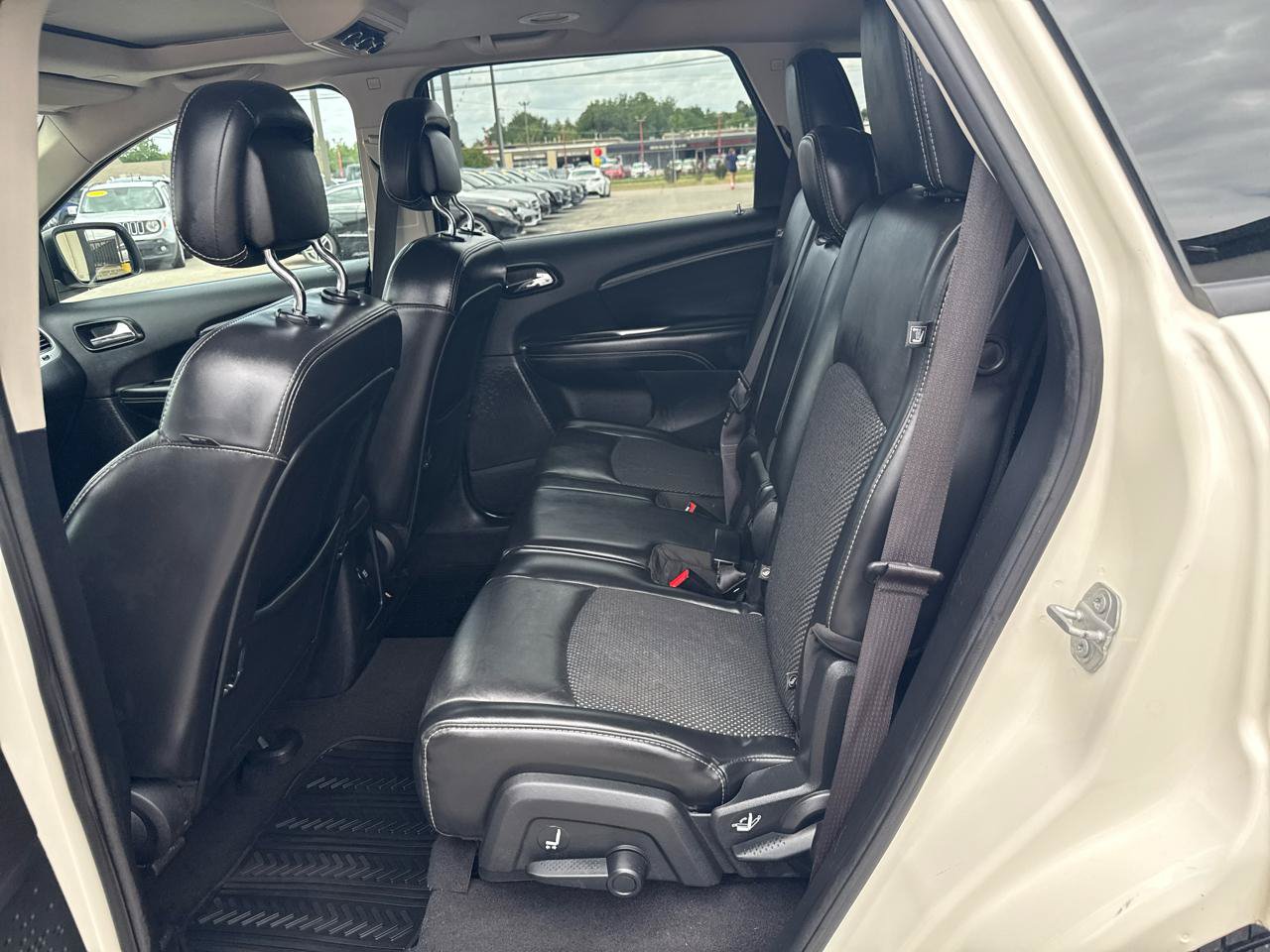 Used 2020 Dodge Journey Crossroad w/ Popular Equipment Group FWD image 14