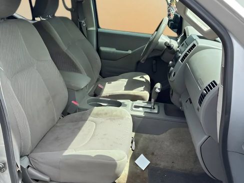 Used 2016 Nissan Frontier S image 21