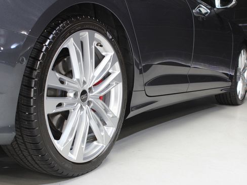 Used 2023 Audi S6 Prestige image 19