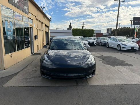 Used 2020 Tesla Model 3 Standard Range Plus RWD image 5