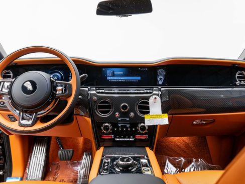 New 2026 Rolls-Royce Cullinan Black Badge image 4