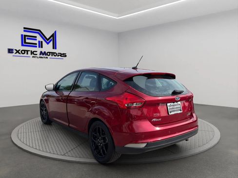 Used 2016 Ford Focus SE w/ Equipment Group 201A FWD image 3