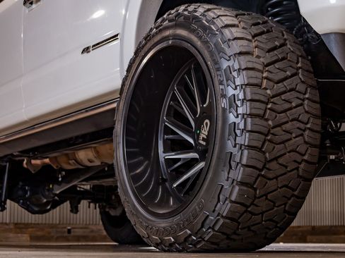 Used 2020 Ford F350 Platinum image 15