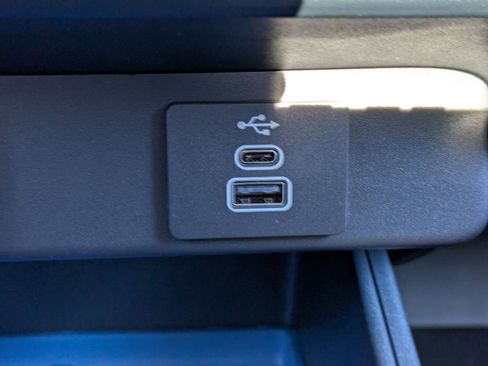 New 2025 Ford Maverick XLT w/ XLT Luxury Package image 22