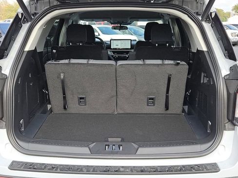 New 2026 Ford Explorer Active image 13
