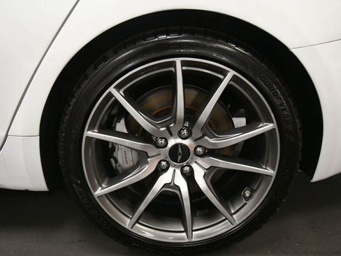Used 2025 Genesis G70 2.5T AWD/4WD image 32