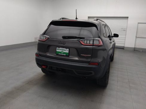 Used 2019 Jeep Cherokee Trailhawk w/ Comfort/Convenience Group AWD/4WD image 7