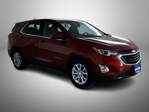 Used 2019 Chevrolet Equinox LT image 3