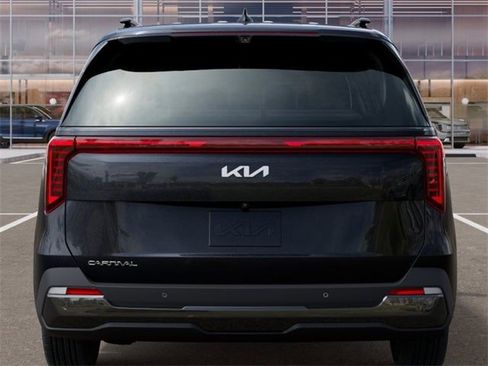 New 2025 Kia Carnival SX Prestige image 13