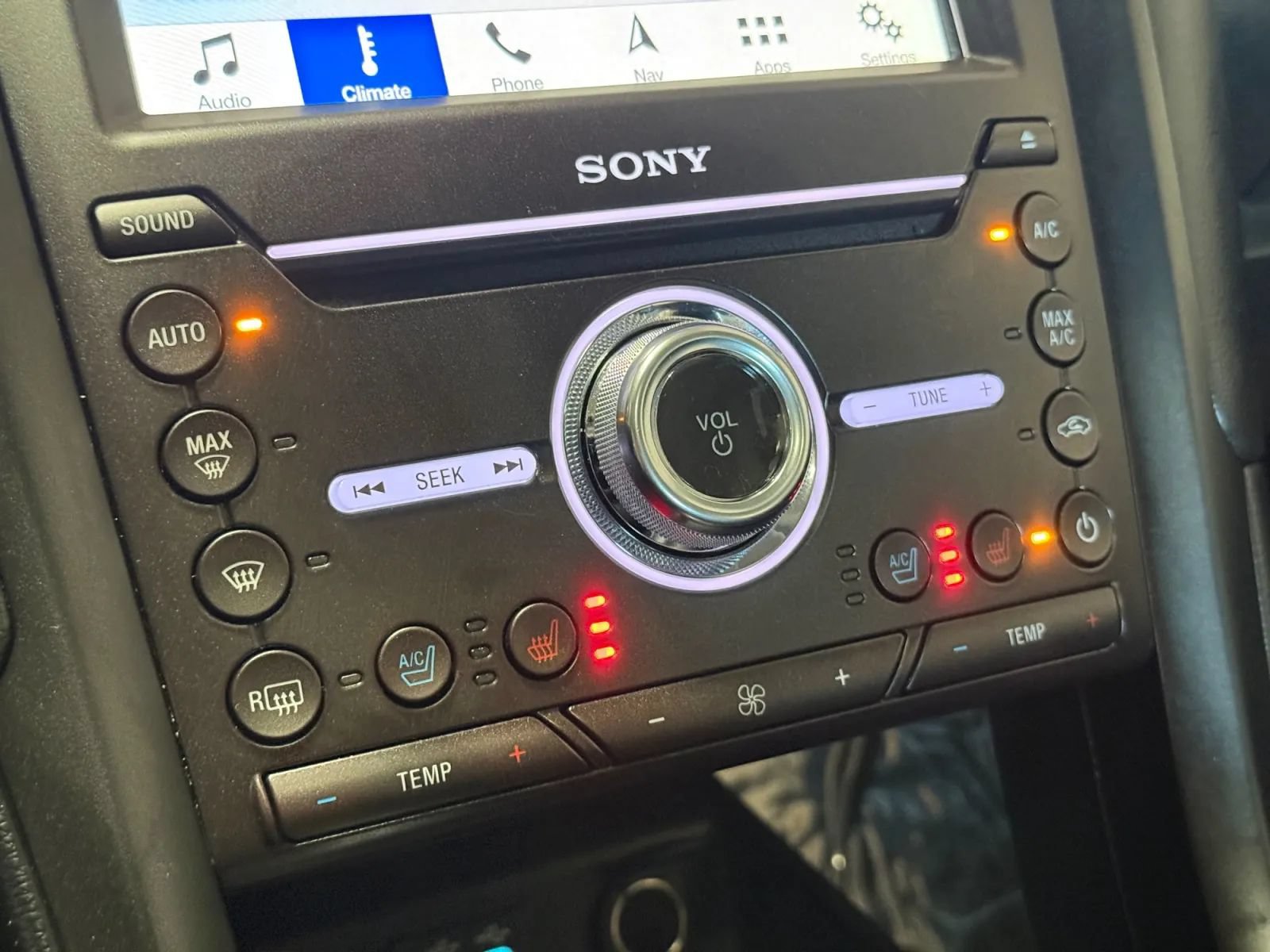 Used 2019 Ford Fusion Titanium FWD image 35
