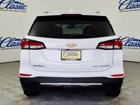 Used 2023 Chevrolet Equinox Premier AWD/4WD image 4