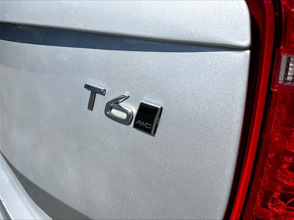 Used 2019 Volvo XC90 T6 Momentum AWD/4WD image 26