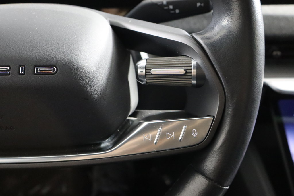 Used 2023 Lucid Air Pure AWD/4WD image 10