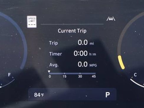 Used 2024 Hyundai Kona Limited FWD image 12