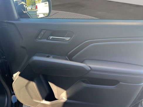 New 2026 Chevrolet Colorado LT image 19