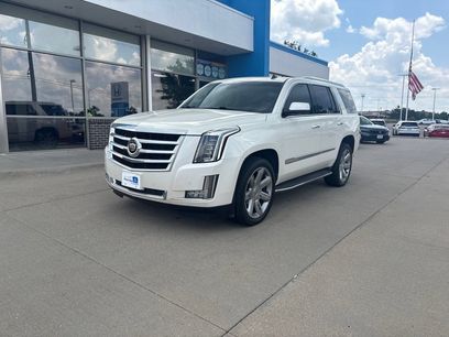 Used 2015 Cadillac Escalade Luxury