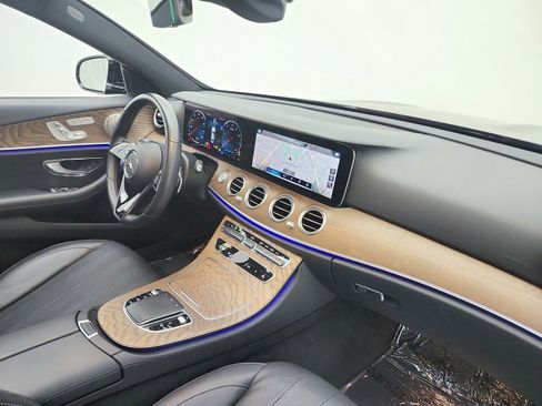 Used 2022 Mercedes-Benz E 450 4MATIC Sedan image 19