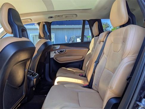 Used 2016 Volvo XC90 T6 Inscription w/ Protection Package Plus image 25