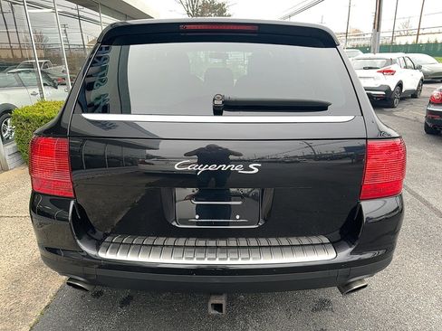Used 2004 Porsche Cayenne S image 24