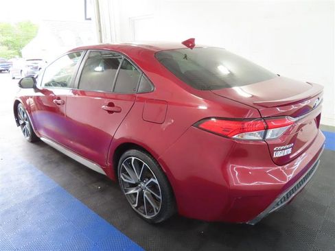 Used 2022 Toyota Corolla SE FWD image 6