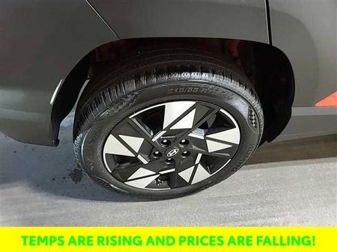 Used 2025 Hyundai Kona SEL image 20