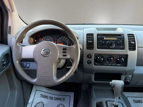 Used 2008 Nissan Frontier SE w/ SE Value Truck Pkg RWD image 25