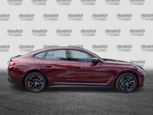 Used 2023 BMW i4 eDrive35 RWD image 11