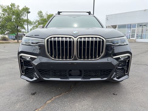 Used 2021 BMW X7 M50i AWD/4WD image 2