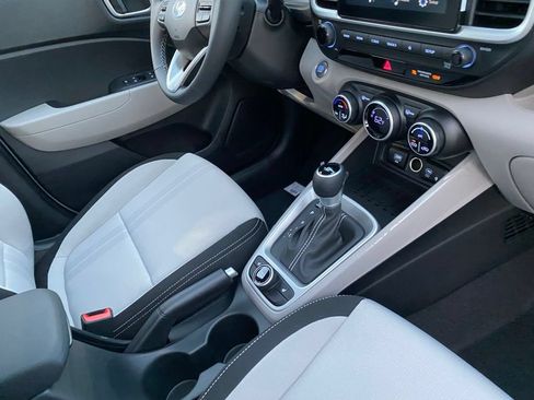 New 2026 Hyundai Venue SEL FWD image 37