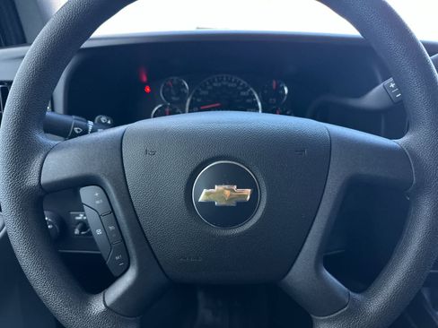 Used 2025 Chevrolet Express 2500 Extended w/ Driver Convenience Package RWD image 22