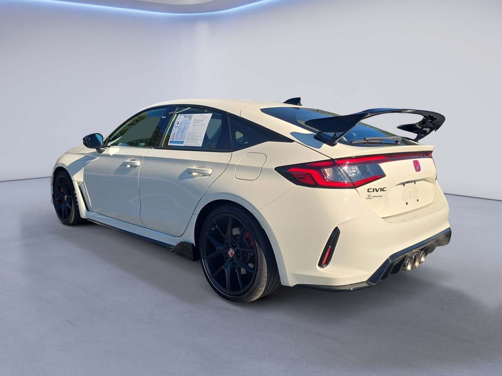 Used 2026 Honda Civic Type R image 3