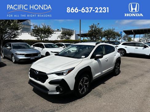 Used 2024 Subaru Crosstrek 2.0i Premium w/ Crosstrek Mirror Package AWD/4WD image 1