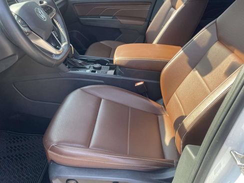 Used 2022 Volkswagen Atlas SE w/ Black Wheel Package AWD/4WD image 16