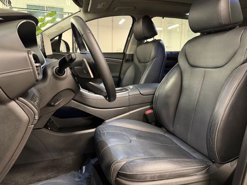 Used 2022 Hyundai Santa Fe SEL w/ Convenience + Premium Package FWD image 5