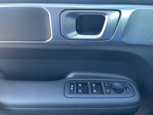 Used 2024 Hyundai Santa Fe SEL FWD image 16