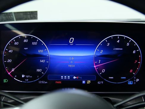 Used 2025 Mercedes-Benz C 300 4MATIC Sedan image 19