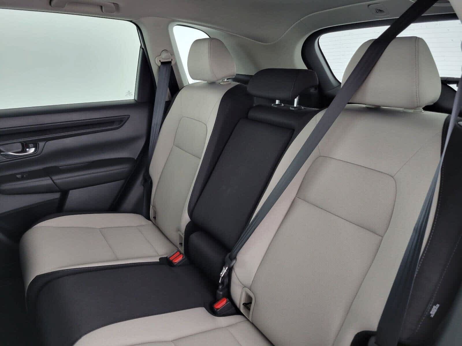 Used 2025 Honda CR-V EX image 17