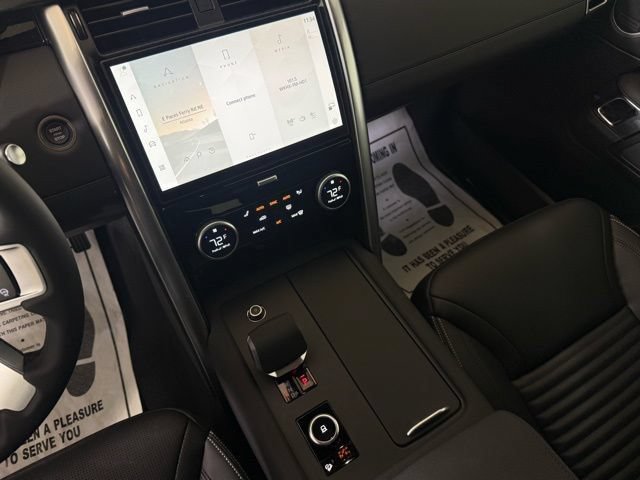 Used 2026 Land Rover Discovery S AWD/4WD image 41