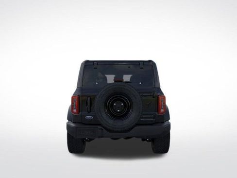 New 2026 Ford Bronco Outer Banks w/ Black Appearance Package AWD/4WD image 7