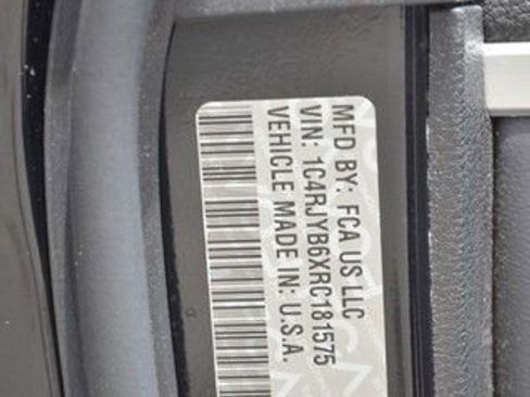Used 2024 Jeep Grand Cherokee Limited 4xe AWD/4WD image 15