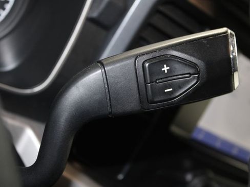 Used 2023 Ford F150 XLT image 39