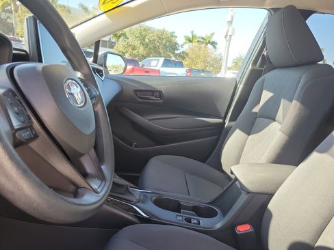 Used 2024 Toyota Corolla LE image 22