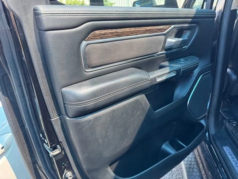 Used 2020 RAM 1500 Laramie AWD/4WD image 11