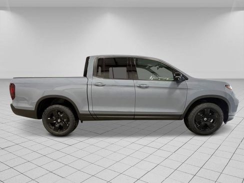 New 2026 Honda Ridgeline Black Edition image 8