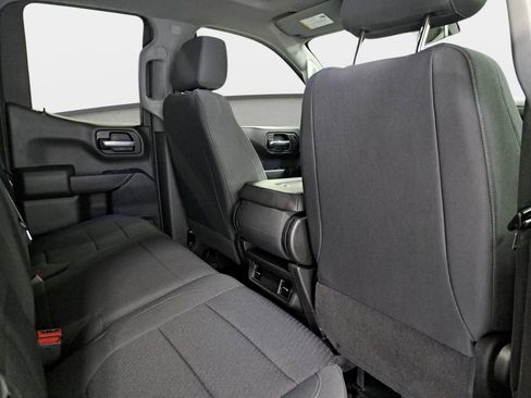 Used 2021 Chevrolet Silverado 1500 Custom image 12