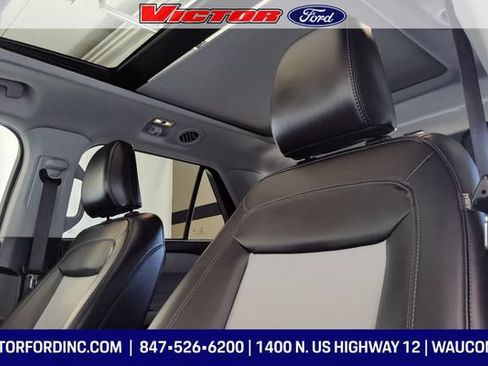 Used 2024 Ford Explorer XLT w/ Equipment Group 202A AWD/4WD image 7